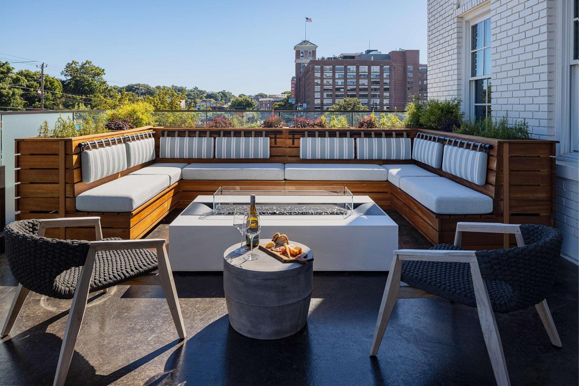 Wylie Hotel Atlanta, Tapestry Collection By Hilton 외부 사진